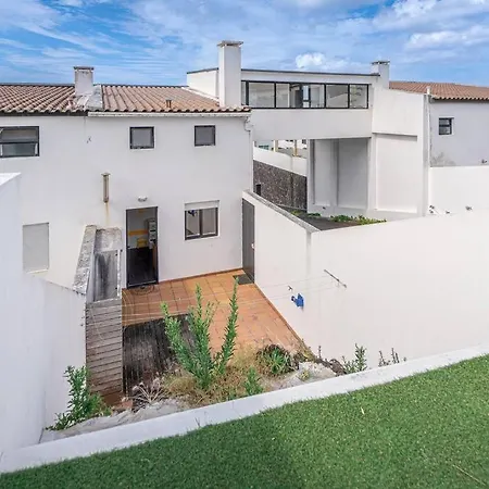 Lagoa Dream House דירה